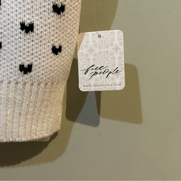 FREE PEOPLE Easy Street White & Black Cropped Sweater Vest. Women’s size medium. - Picture 5 of 7